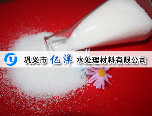 ���x�Ӿ۱�ϩ����